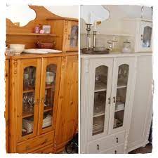 Als erstes müsst ihr das holz nämlich abschleifen. Wurdet Ihr Eine Kieferholz Vitrine Weiss Lackieren Oder So Lassen Wie Ist Mobel Holz Kiefer