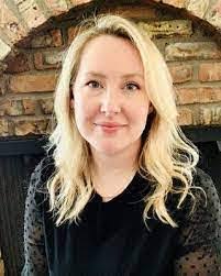 Lana Huff's Instagram, Twitter & Facebook