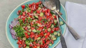 Shirazi Salat Tomaten Gurkensalat Orientalisch Paleo360 De Rezept Gurken Tomaten Salat Gurkensalat Salat