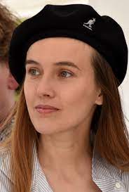 Pokud jde o sex, neklape to ani blance a pavlovi, rodičům jeho kamaráda danyho. Tereza Ramba Wikipedie