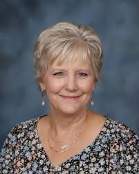 Julie Thornton's Instagram, Twitter & Facebook