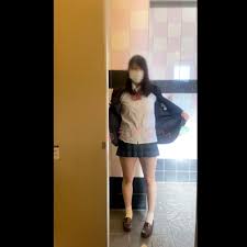 エロライブチャット】露出ハプニングＪ系制服ブレザー自撮り素人女子！第四弾続きの後半！トイレの手洗い場で破廉恥な黒ディルド挿入オナ！販売元削除済◎ -  【エロライブチャットマスターの無料Ｈ動画４】