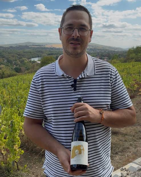 Visite du pape à Metz : ce vigneron mosellan a concocté la cuvée officielle pour la venue de Léon XIV - La Revue du vin de France