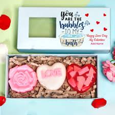 Beauty Gifts Sets Perfumes Fragrance Gifts For Her On Valentine S Day Igp Com Make a wish, dear cupid, shoot her heart and make her my valentine.