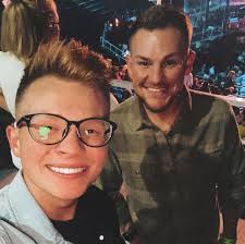 Happy 31st Birthday to my older brother, Jordan! I'm so proud of the  husband, father, brother and friend you are. Thanks for always being there  through thick and thin. I hope you