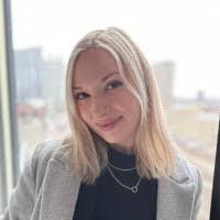 Alicia Mendiola's Instagram, Twitter & Facebook