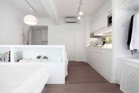 Interieur kleine ruimtes / kleine woonkamer groter laten lijken 11 tips slimster. Interieur Klein Huis Interieur Inrichting Net
