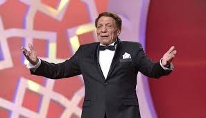 .بشأن وفاة النجم القدير عادل إمام، مؤكدا أنه لا أساس لها من الصحة، وأنه تواصل شخصيا مع ونقل أشرف زكي رسالة عن الزعيم عادل إمام أكد فيها أنه لم يعد يغضب من هذه الشائعات. Gwqc1trd7ojaem