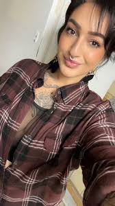 Johnny's Bar & Grill Here till 4 today then Kat Ballinger taking over Come  hang out w me!!