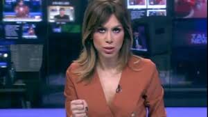 Cea mai dură femeie de pe micul ecran e o romantică insurabilă și admite că îi plac bărbații care aduc flori. Denise Rifai A Vorbit Despre Viitorul SoÈ› Un Om Bun È™i Generos Info Actual