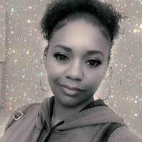 Elise Minor's Instagram, Twitter & Facebook