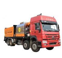 Sinotruk Howo 10 Wheelr 20 Ton 25 Ton Asphalt Equipment for Sale, Chip  Sealer Bitumen Transport Truck , Chip Spreader Machine