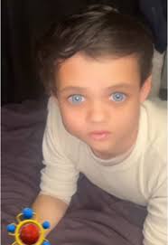 I’m I too late for this trend?…😂 #babyface #apt #trend