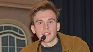 Bundestagskandidaten stellen sich Fragen von FN und Bürgern