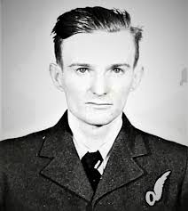 Warrant Officer Keith Alexander Cameron Munro Gavin, RAF Volunteer Reserve  199 Squadron Keith was the younger son of Lewis and Elsie Gavin, who were  married in Perth