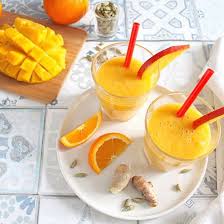 Smoothie D Hiver Energisant Mangue Orange Cardamome Gingembre Et Curcuma Recette Alimentation Curcuma Mangue