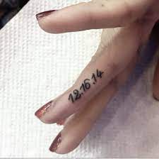 Single Needle Date Finger Tattoo Done By Jenny Forth At Circus Tattoo In Miami Beach Fl Instagram Jenny Tat2 Finger Tattoo For Women Finger Tattoos Tattoos