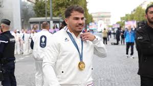 Il faut continuer à en parler» : la prise de parole forte d'Antoine Dupont  sur l'homosexualité dans le rugby