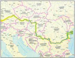 Merge pe un traseu necunoscut si se ghideaza doar de cursul fluviului dunarea. Cate Tari Strabate Dunarea Lkasodk