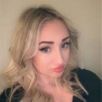 Amanda Schackai's Instagram, Twitter & Facebook