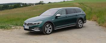 Auch das heck wird gänzlich neu gestaltet. Vw Passat Facelift Fahrbericht 2020 R Line Edition Vs Alltrack Vs Gte Autogefuhl