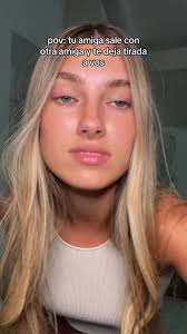 Bauti Y Vicky Videos Beso