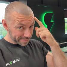 Everytime I see my face in the mirror I just hate my face so much.....