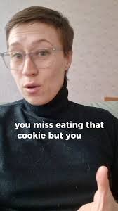 When youre trying to lose weight byt everyone around you is offering  cookies and ice cream, Heres' what to do!, Drop your tips in the comments!  Let's exchange info and make comments a useful handful ...