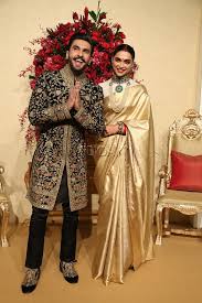 Deepika Padukone Wore A Shiny Golden Silk Saree With Full Sleeved Ivory Blouse Gifted By Her Mothe Saree Kuchu Designs Indian Designer Outfits Reception Sarees