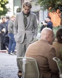 As for robert pattinson's raffish wingman, brilliant and dapper and apparently based on christopher hitchens? 05sep19 Rob Filming Tenet In Oslo Norway Robert Pattinson Nolan Film Robert