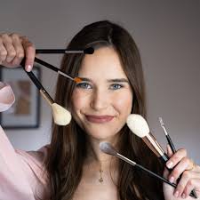 NOWE MIEJSCE MILENCZI MAKEUP ARTIST! 🩷 Dłutów, ul. Główna 17 🤍 Fot.  Marika Świtała fotografuje