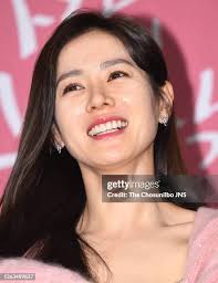 965 Son Yejin Photos Stock Photos, High-Res Pictures, and Images