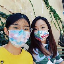 疫苗混打怎麼預約？ 中央流行疫情指揮中心指揮官陳時中表示，在專家會議中，對於疫苗混打的部分，由於國際上很多案例，專家們達成共識，決議從一到三類先規劃「疫苗混打」，由於第一劑多半是 az，第二劑可以打 mrna 疫苗，因此第二劑可以選擇莫德納。 Iysuvcyabvqo9m