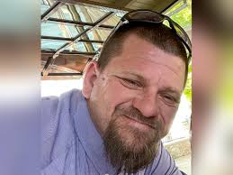 Brett Lee Vesey Morris's Memorial Website