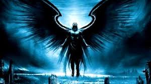 Ingeri cazuti are tuse realiste, viziuni de cosmar, personaje bine construite, atmosfera si o scriitura puternica. Poze Cu Ingeri Cazuti Din Cer