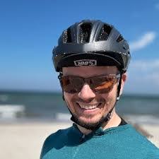 David Scheffel's Instagram, Twitter & Facebook