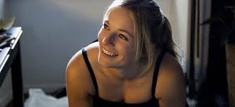 Lara gut was born on april 27, 1991 (age 30) in switzerland she is a celebrity skier her nationality is swiss her spouse is valon behrami (m. Lara Gut Behrami Tutti Giu Il Film Www Tuttigiu Film Ch Facebook