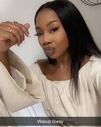 Autumn Bentley's Instagram, Twitter & Facebook