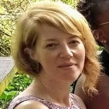 Leslie Elaine James (@lelainejames)