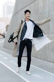 Pin By Darren Ang On Winter Fashion Wear Asian Men Fashion Seoul Fashion Week Seoul Fashion
