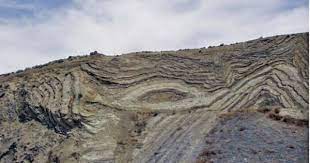 Panoramio Photo Of Example Of Physical Geology Folds Faults Geology Rocks Geology Rocks And Fossils
