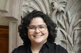 Expert dog tracker eschews limelight