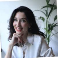 2200+ perfiles de «Elise»