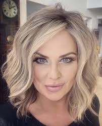 36 Best Curly inverted bob ideas in 2024