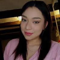 60+ "Julia Monge" profiles