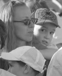 Train derails Oshawa