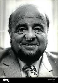 Erna Prince's Instagram, Twitter & Facebook