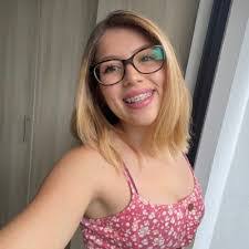 Elizabeth Villafane's Instagram, Twitter & Facebook