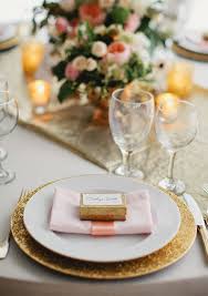 Our next set of tables are filled with earthy touches and weathered charm. Holiday Decor Archives Page 5 Of 8 Simplified Beesimplified Bee