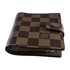 Authentic louis vuitton taiga porte billets 3 volee bifold wallet men's black. Ø¥Ù„Ù‰ Ø£Ø¹Ù„Ù‰ Ù…Ø³Ø§Ø¡ Ø´Ù‚Ø© Porte Carte Vuitton Preciousandfewphotography Com